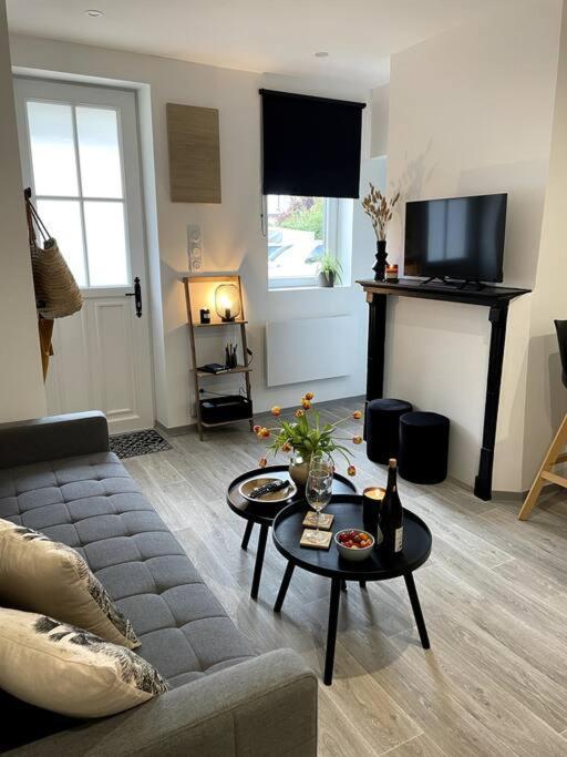 Bel Appartement Sur Cour Plein Centre Ville Et Parking Moulins (Allier) Exterior foto